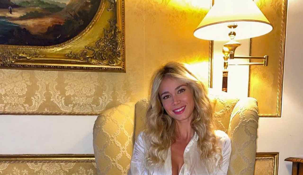 Diletta Leotta total white