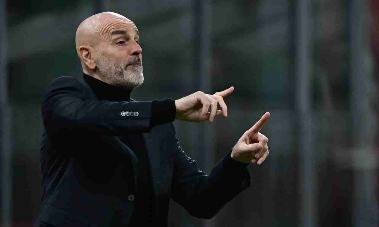 Cagliari-Milan, brutte notizie per Stefano Pioli: il tecnico rossonero alle prese con altre due assenze pesantissime