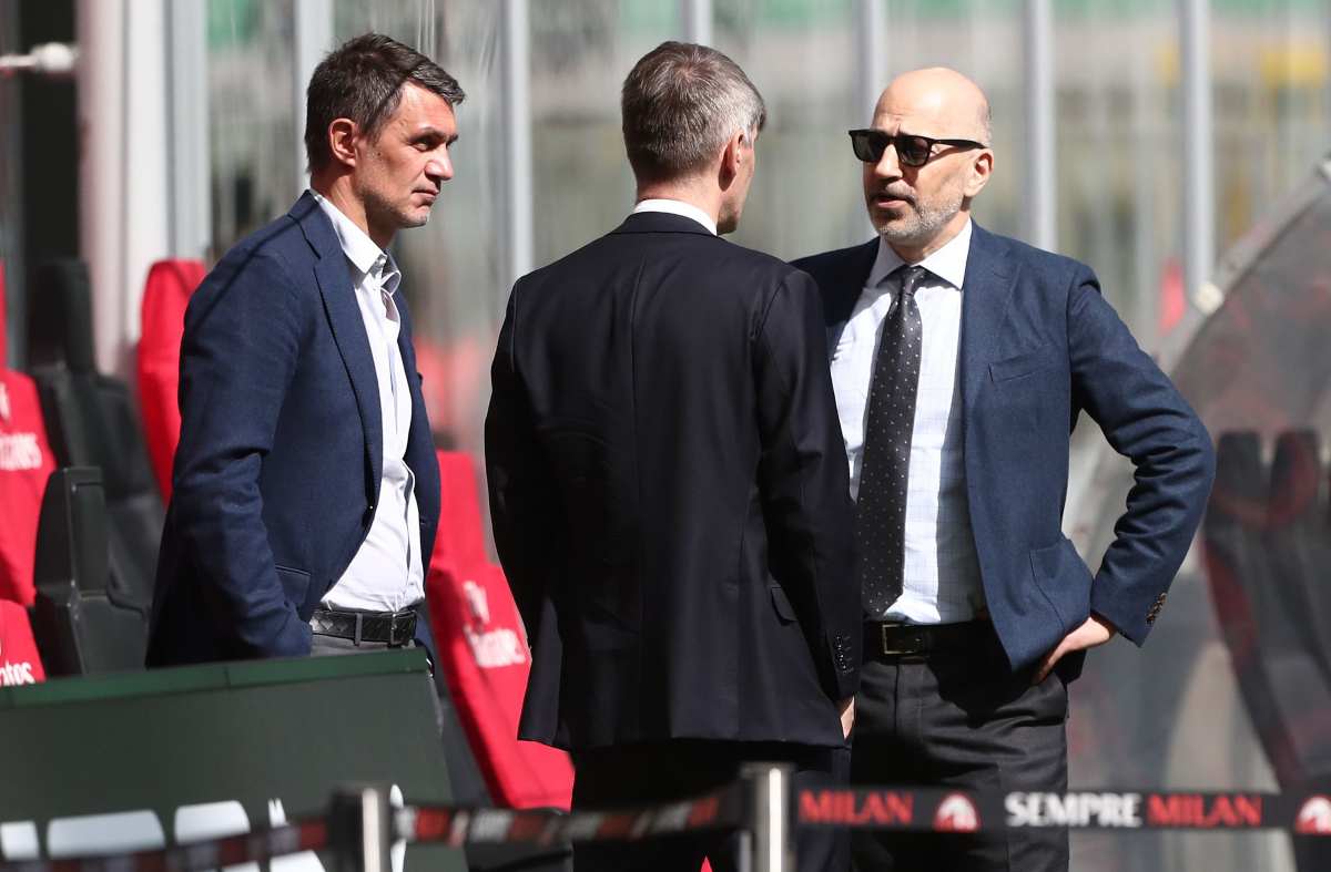 La dirigenza del Milan studia il futuro tecnico rossonero