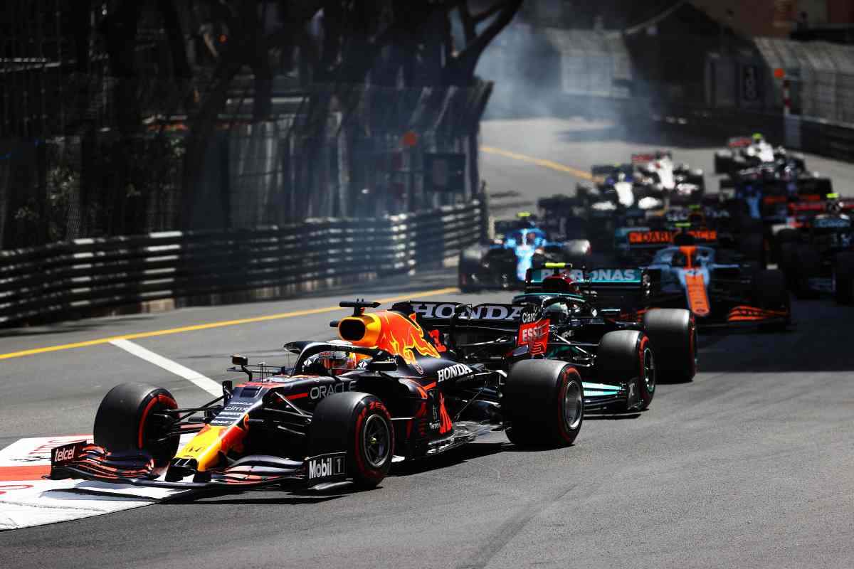 Formula 1, GP di Moanco| Problemi per Mercedes: ritiro clamoroso