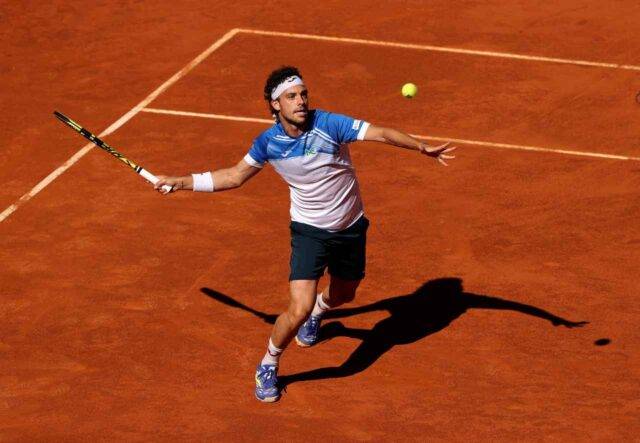 Un Colpo Al Volo Del Tennista