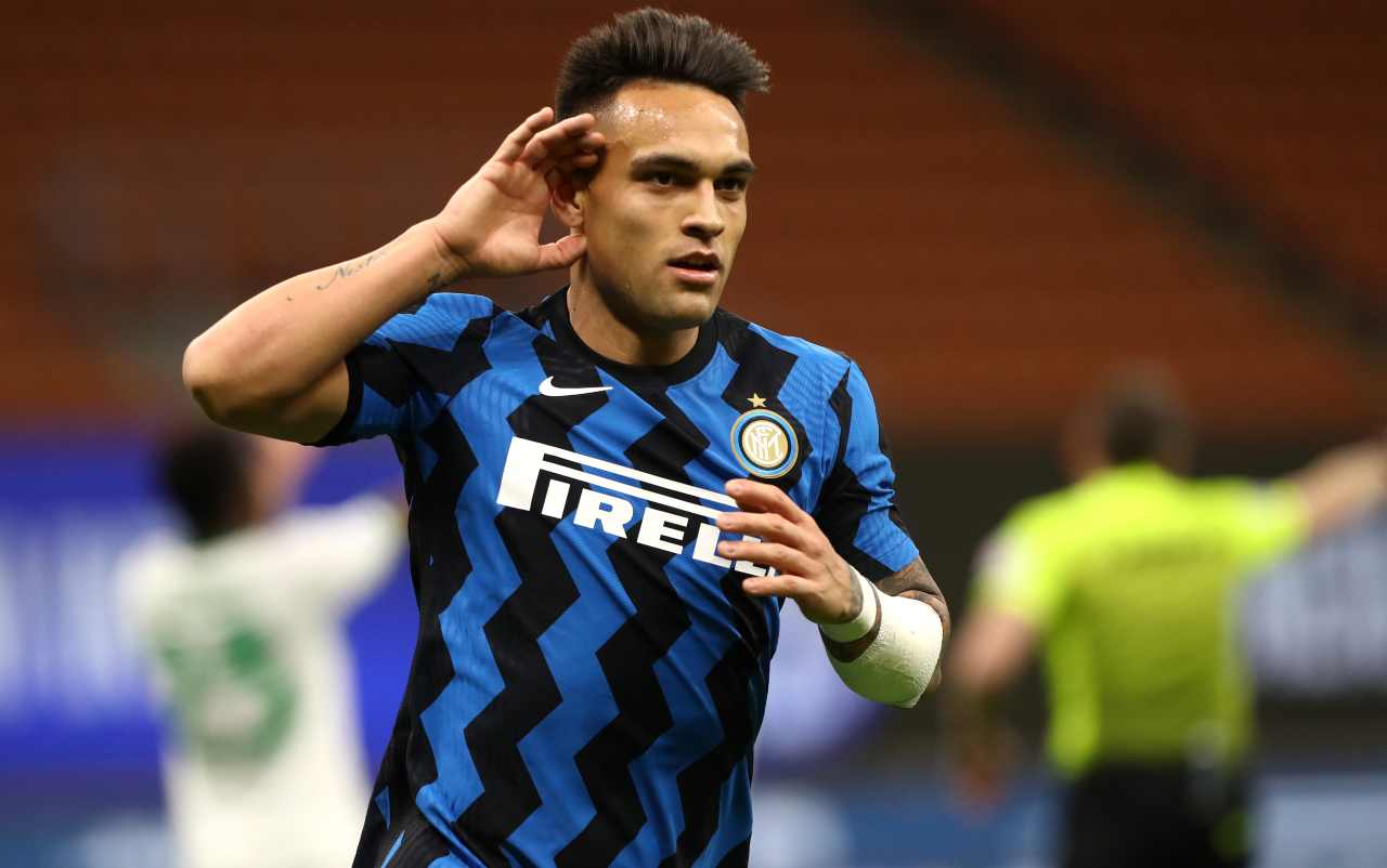 Calciomercato Inter ingaggio Lautaro Martinez ingaggio 17 milioni Arsenal