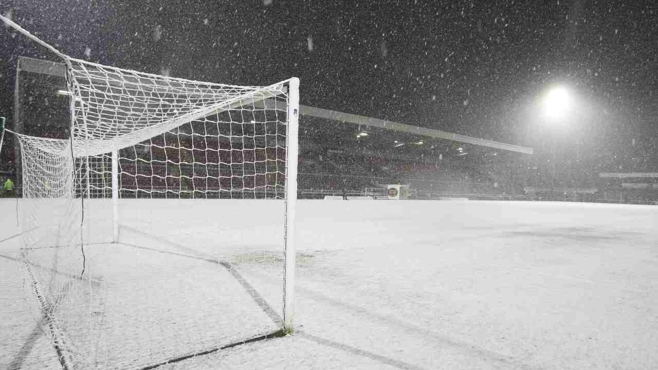 Neve stadio