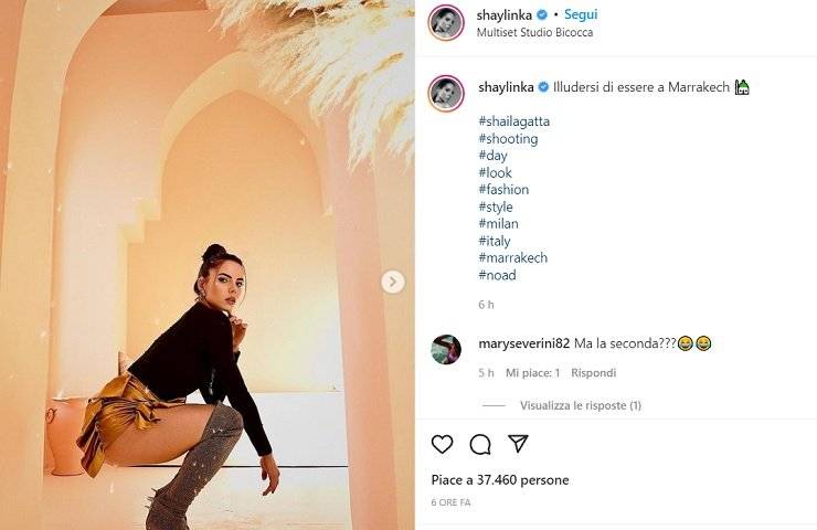 Shaila Gatta in posa sui tacchi, il lato B è da infarto - FOTO