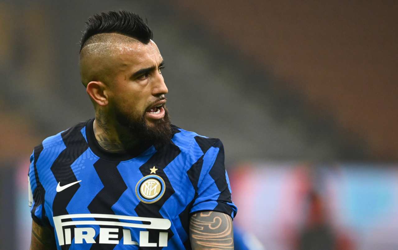 Calciomercato Inter addio Vidal giugno Frattesi Sassuolo 20 milioni euro