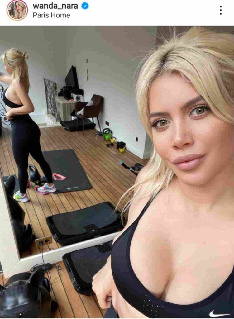 Wanda Nara Il Selfie è Straripante Allenamento Bollente Foto 