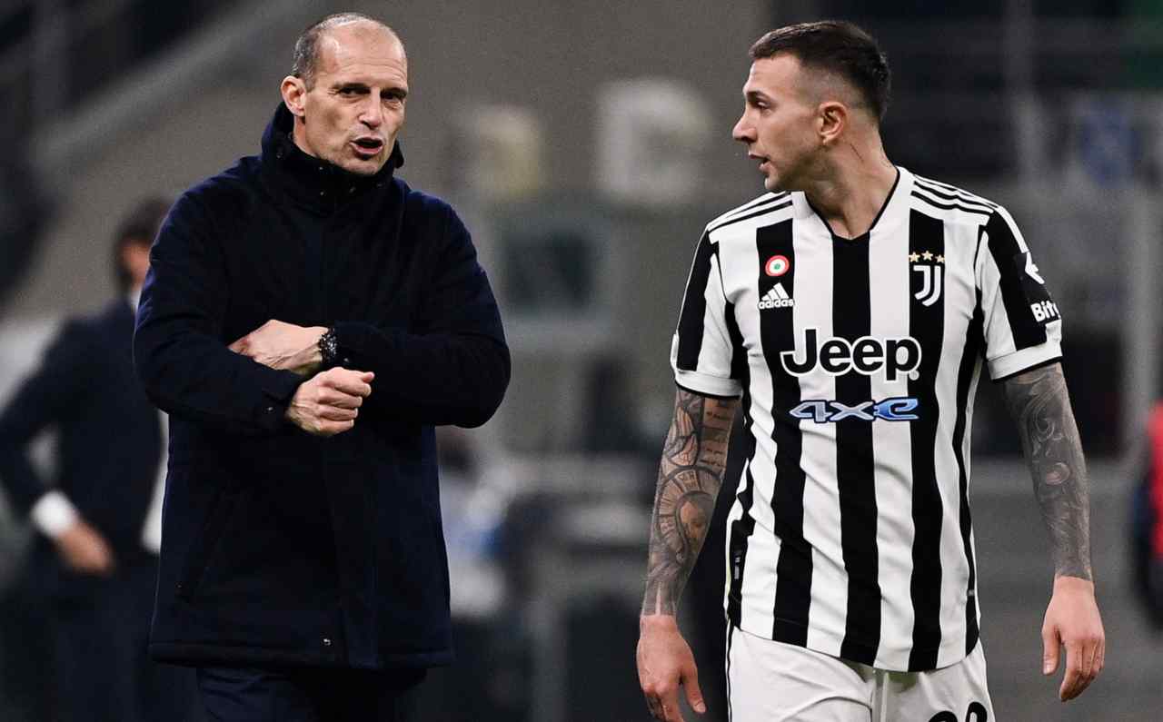 Calciomercato Juventus storia finita Milan giugno Bernardeschi parametro zero