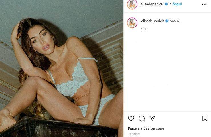 Posizione rovente in mutande e reggiseno: Elisa De Panicis toglie il fiato