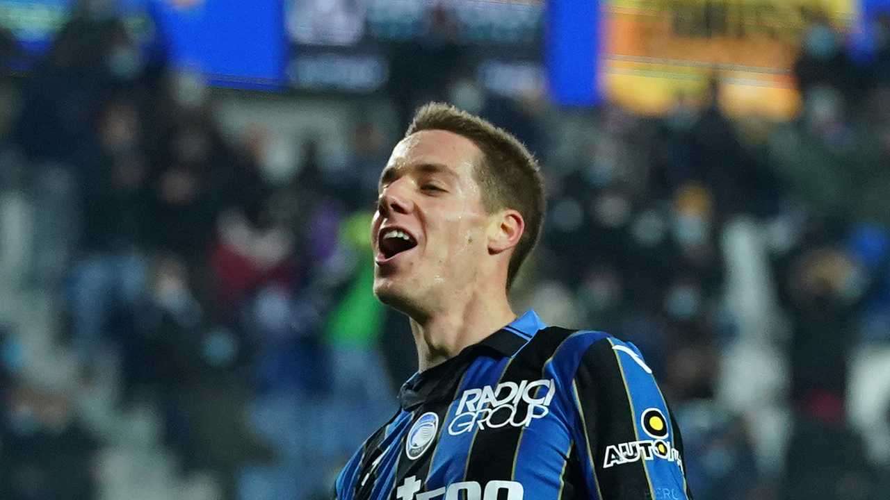Inter e Juventus, si apre la sfida per il 'centravanti ombra'