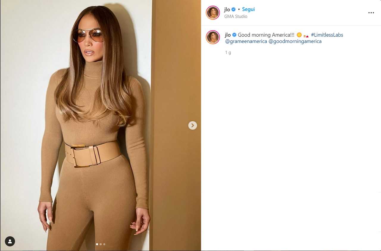 Jennifer Lopez vestito aderente