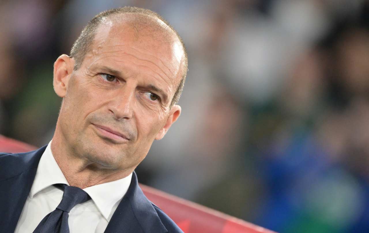 Calciomercato Juventus Allegri addio Alex Sandro Rabiot Arthur Kean