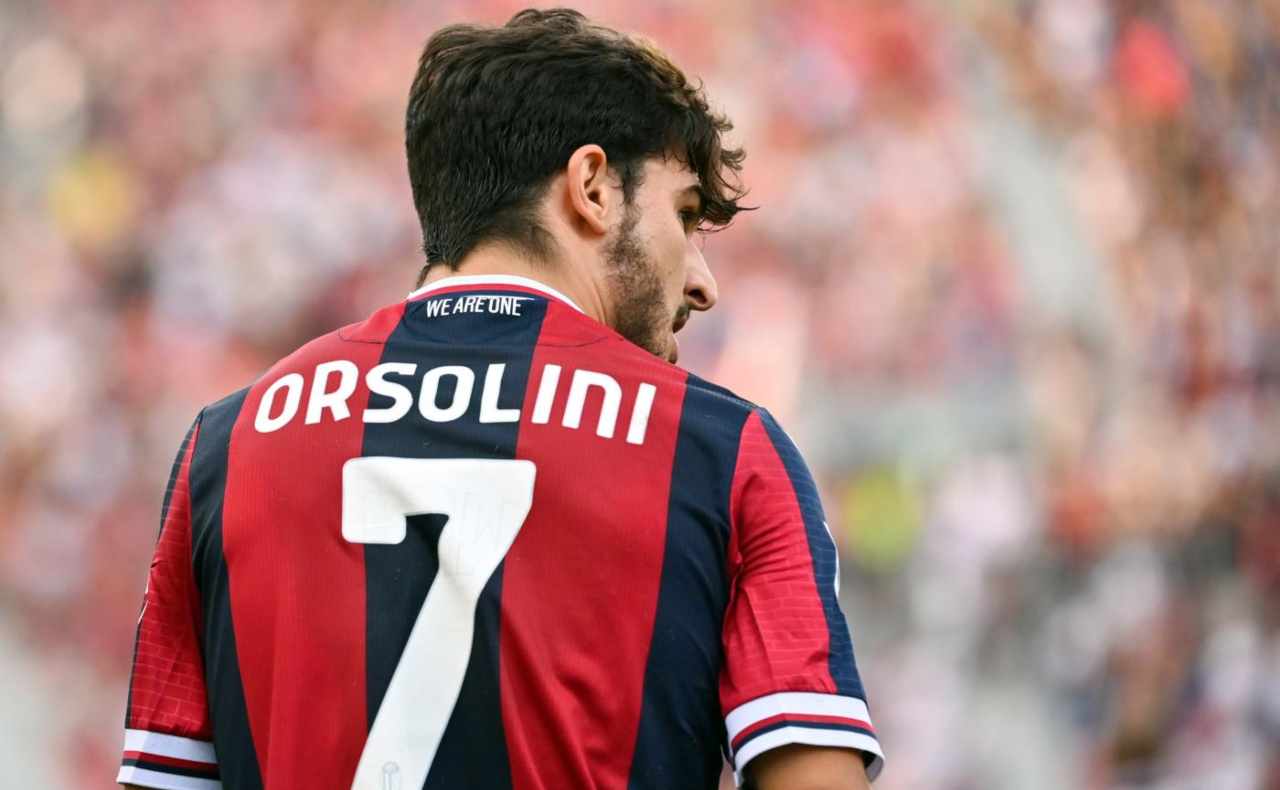 Calciomercato addio Bologna Orsolini Napoli Sampdoria Sassuolo Politano