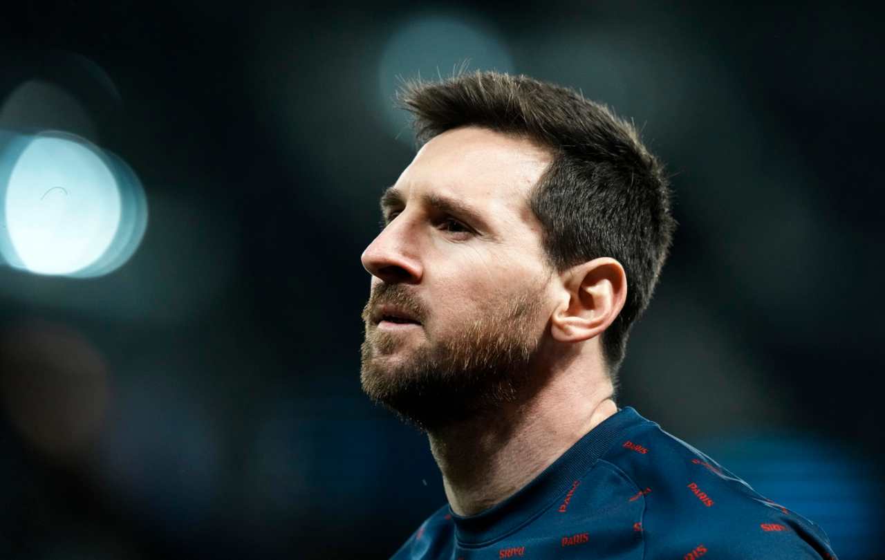Calciomercato PSG Messi rinnovo 2023 scadenza zero Barcellona Laporta ritorno