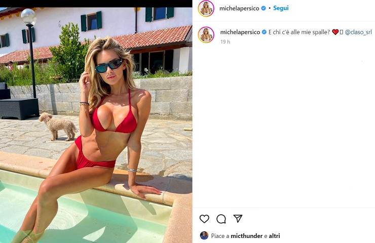 Michela Persico, bikini da bollino rosso: la piscina si fa bollente