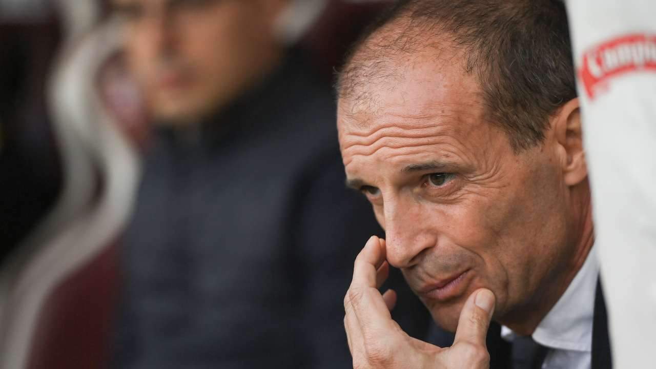 Nuovo attacco ad Allegri: "Senza campioni non è capace"