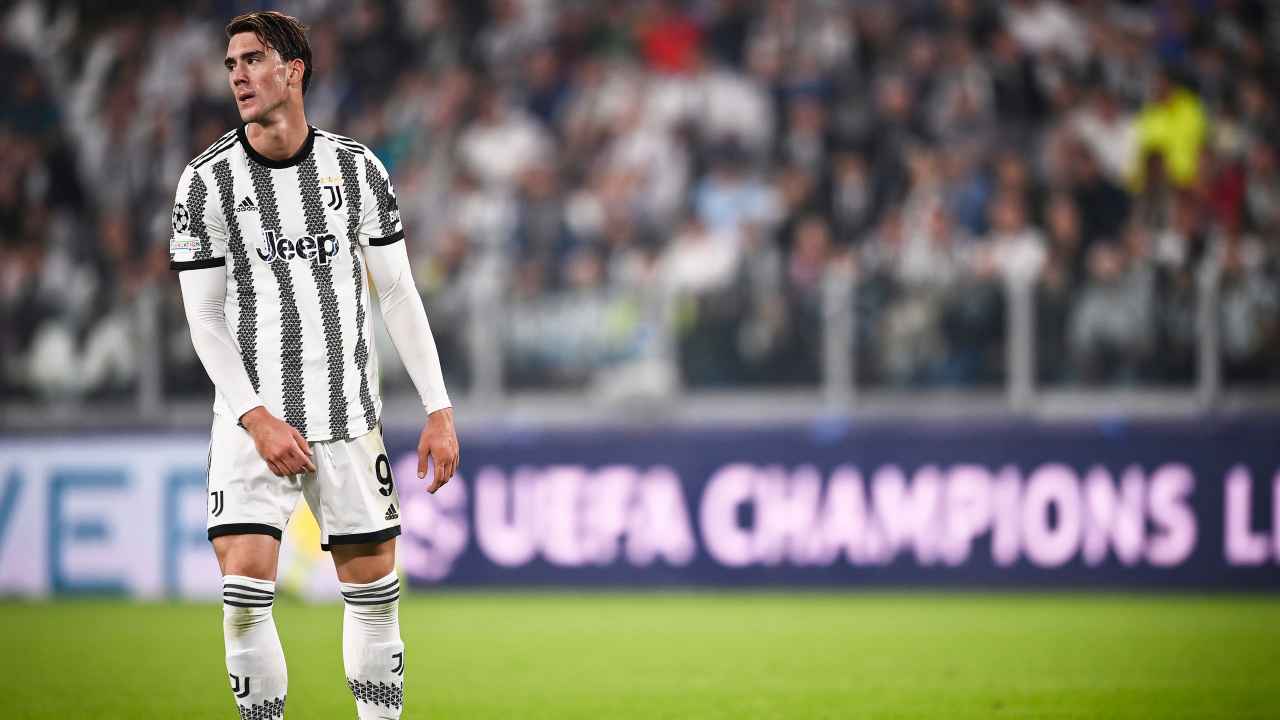Juventus, tifosi furiosi anche con Vlahovic: "Via a gennaio"