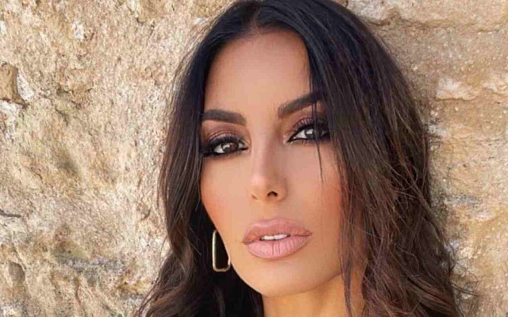 Elisabetta Gregoraci, Intimo Trasparente E Super Lato B: Instagram ...