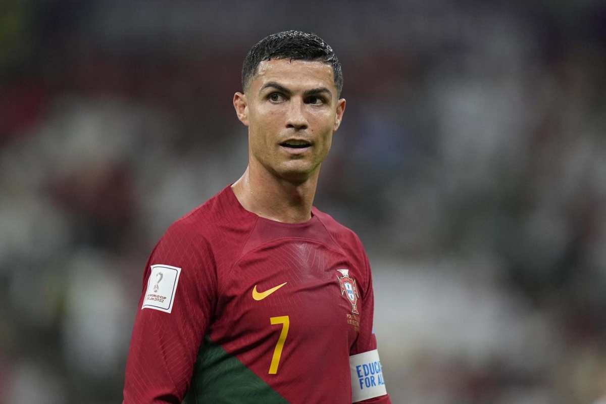 Calciomercato, Evra e l'ipotesi di ritiro: l'annuncio su Cristiano Ronaldo