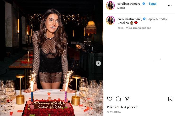 Carolina Stramare, compleanno piccante: solo intimo a rete indosso