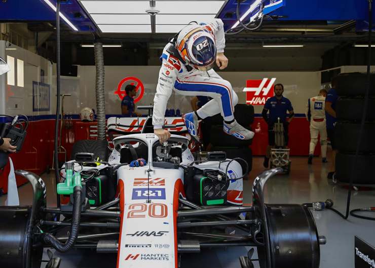Formula 1, cambia il codice sportivo: Magnussen 'risponde' alle mosse della FIA