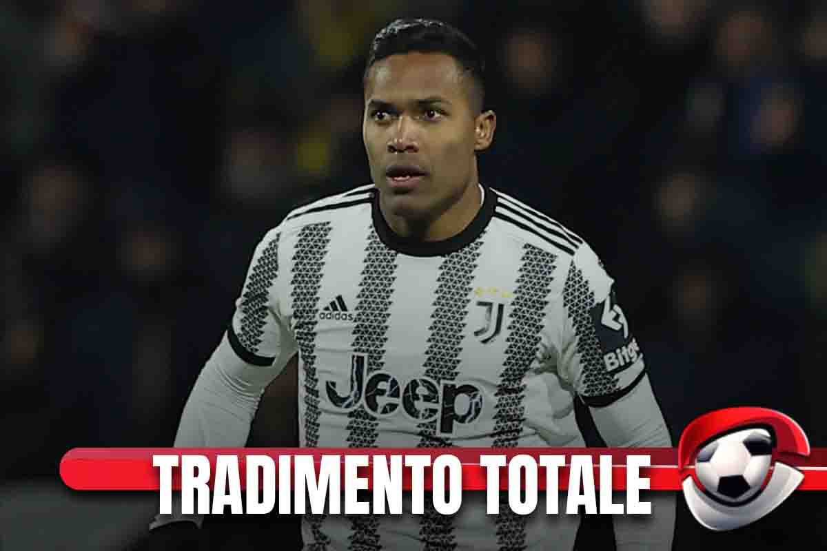 Calciomercato Juventus tradimento Alex Sandro parametro zero Napoli Inter
