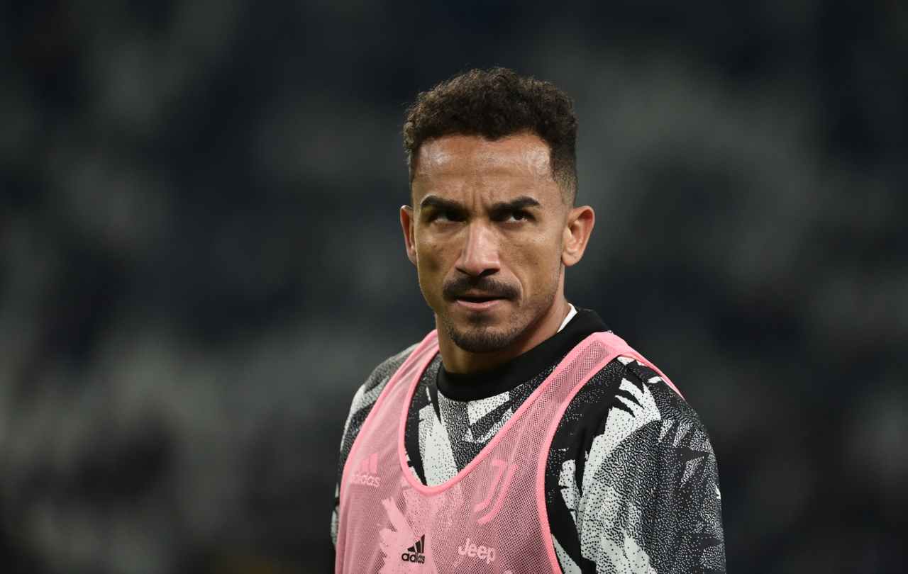 Calciomercato Juventus Danilo rinnovo giustizia sportiva penalizzazione