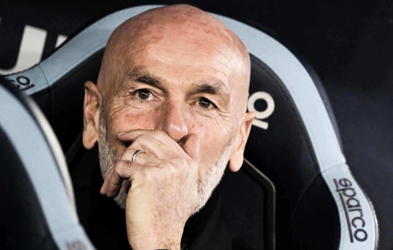 Calciomercato Milan addio Pioli conferma Dest prestito Barcellona