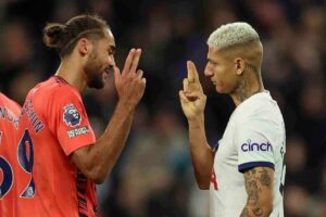 Richarlison e Calvert-Lewin