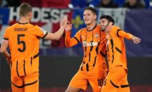 Sudakov esulta con i compagni