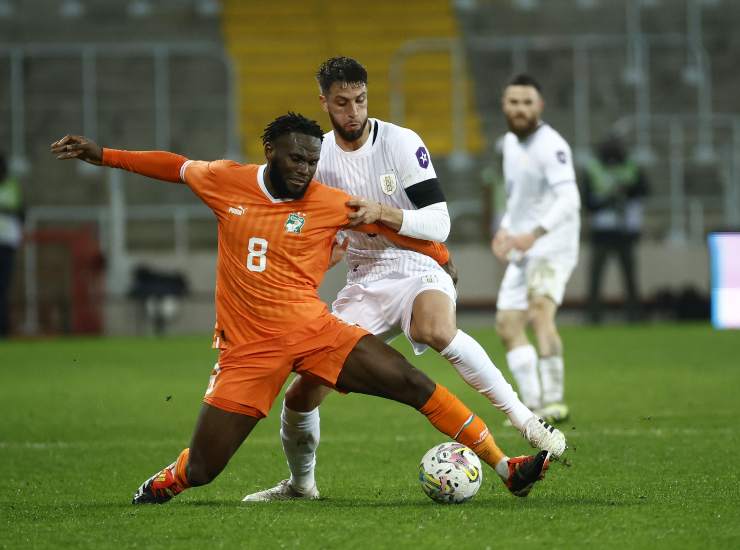 Kessie contrastato da Bentancur