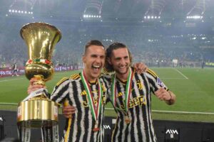 Milik e Rabiot festeggiano