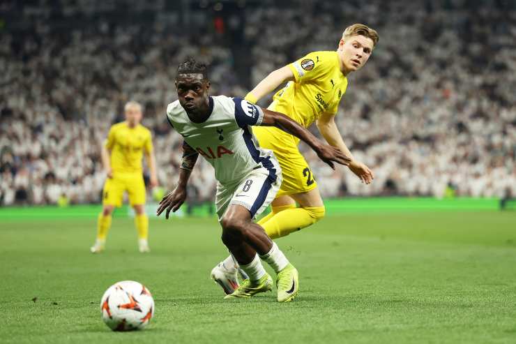 Bissouma in azione