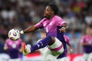 Arrey-Mbi in azione